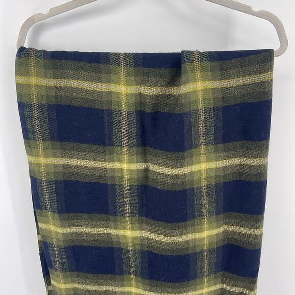 Banana Republic wool blend tartan plaid fringe hem blanket scarf - Picture 2 of 5